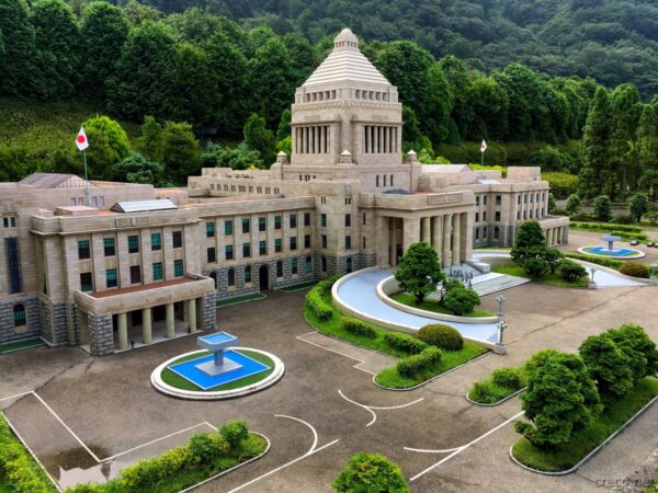 東武ワールドスクウェアの精巧なミニチュア建造物 国会議事堂