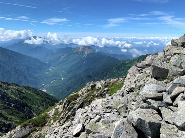 前穂高岳からの眺め