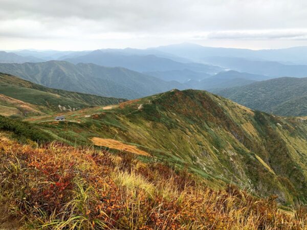 大朝日岳からの眺め