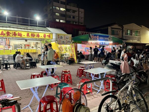 台南安平の夕景