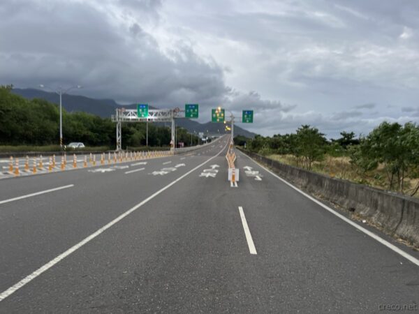 山には雲が迫っている