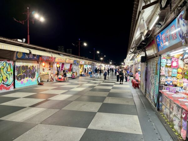 東大門夜市のメインストリート