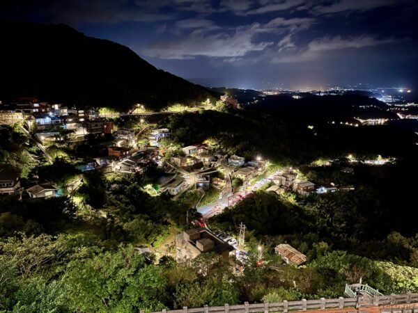 九份老街からの夜景