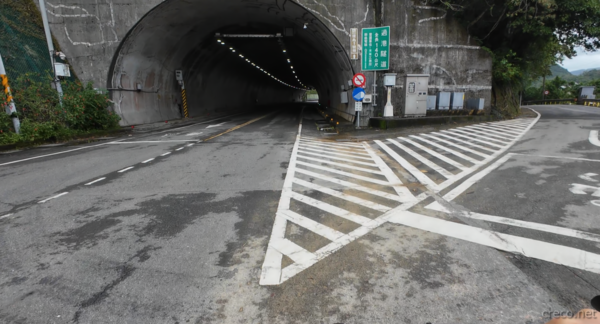 双渓近く、間違えてトンネル進入