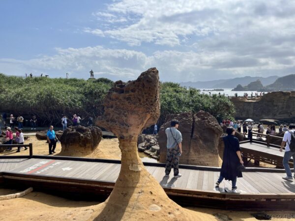 女王頭岩 別アングル