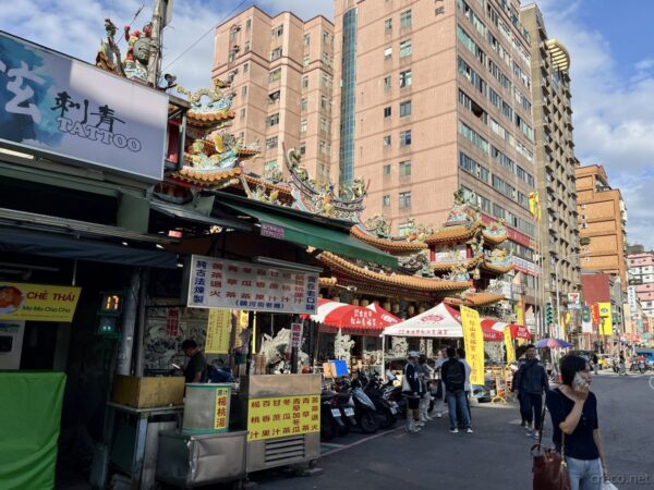 饒河街観光夜市の慈祐宮